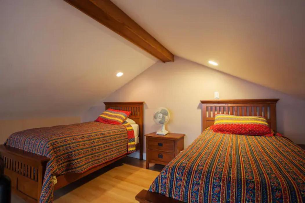 Birds Of A Feather Victoria Oceanfront Studio Suites Colwood Kültér fotó